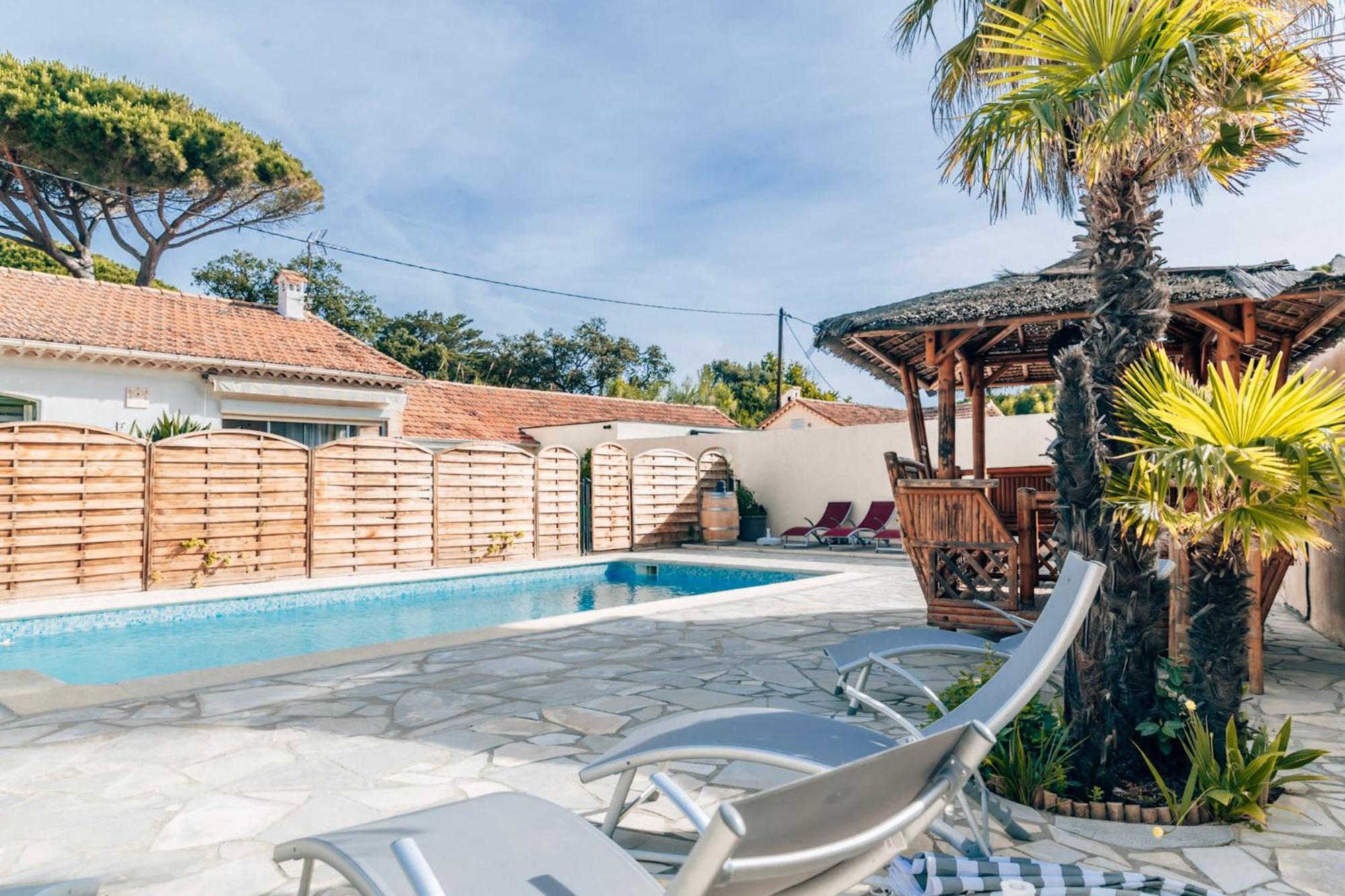 Reve D'Azur, Mazet En Bord De Mer, Parking, Piscine Partagee, Terrasse Bbq & Draps Inclus La Nartelle, 1 Salon, 1 Chambre, 1 Cuisine , 1 Sdb Sainte-Maxime Esterno foto