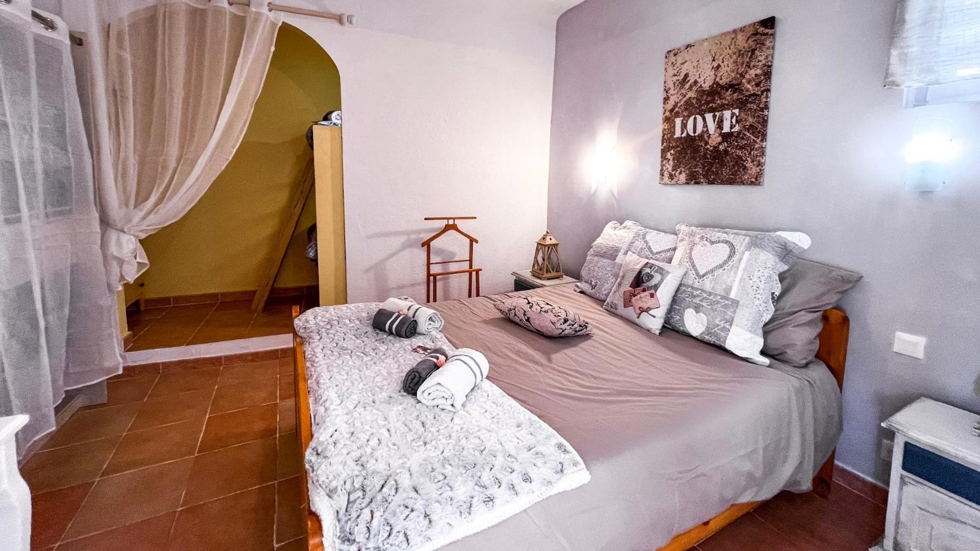 Reve D'Azur, Mazet En Bord De Mer, Parking, Piscine Partagee, Terrasse Bbq & Draps Inclus La Nartelle, 1 Salon, 1 Chambre, 1 Cuisine , 1 Sdb Sainte-Maxime Esterno foto