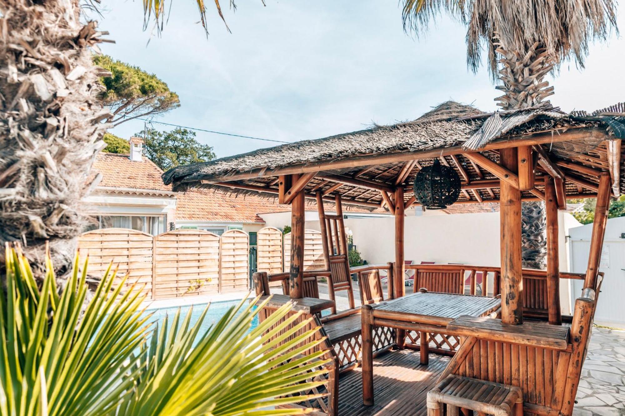 Reve D'Azur, Mazet En Bord De Mer, Parking, Piscine Partagee, Terrasse Bbq & Draps Inclus La Nartelle, 1 Salon, 1 Chambre, 1 Cuisine , 1 Sdb Sainte-Maxime Esterno foto