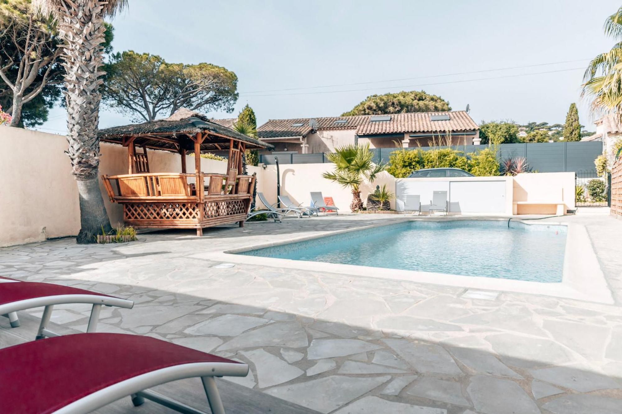 Reve D'Azur, Mazet En Bord De Mer, Parking, Piscine Partagee, Terrasse Bbq & Draps Inclus La Nartelle, 1 Salon, 1 Chambre, 1 Cuisine , 1 Sdb Sainte-Maxime Esterno foto